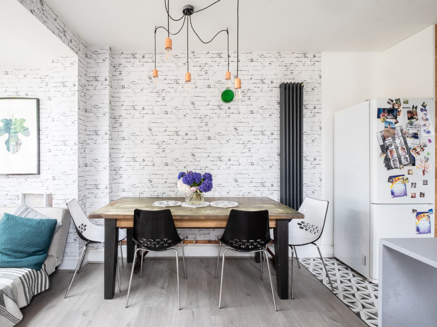 Inexpensive dining room hotsell chairs